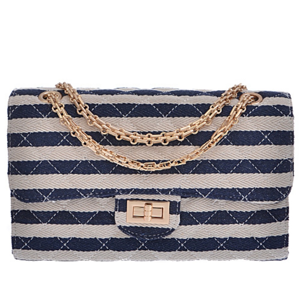 Quilted Chain clutch bag 🔥 🔥